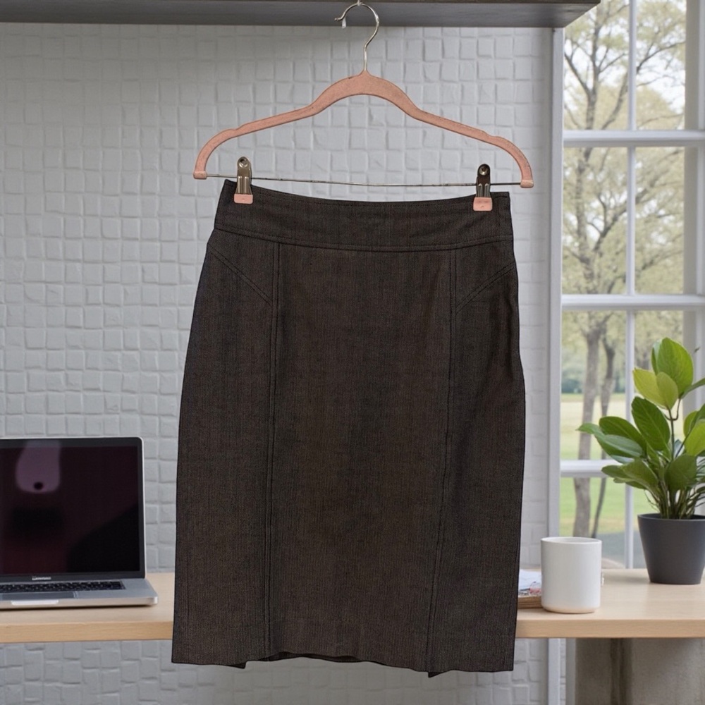 BANANA REPUBLIC SIZE 2 STRETCH PENCIL SKIRT